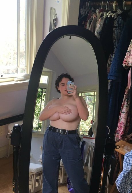 Alida Roos sex model photos