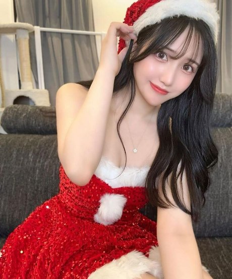 _chiyuu_ model porn img