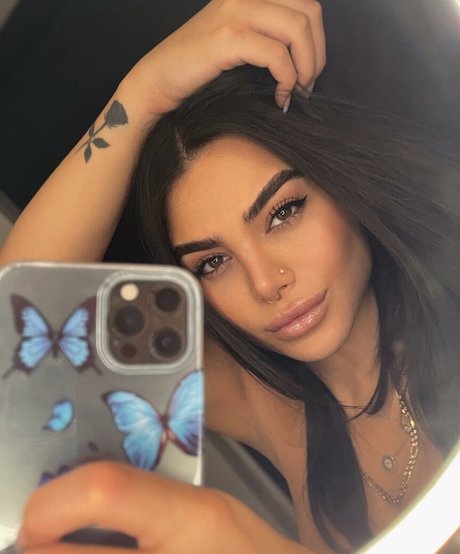 foreignbabie hot model photo