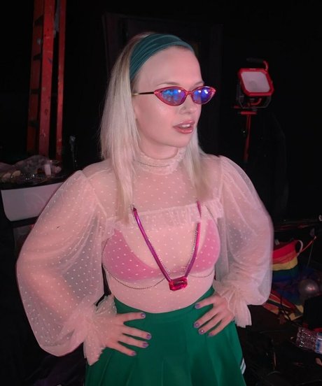 Goblin Shoes sexy pornstar photos