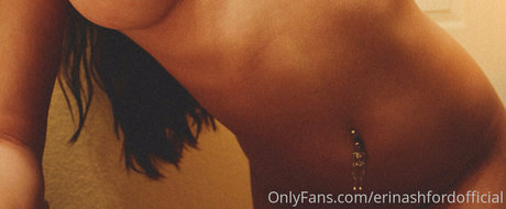erinashfordofficial sex pornstar picture