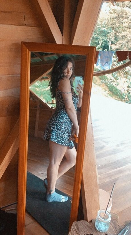 erinashfordofficial star sexy image