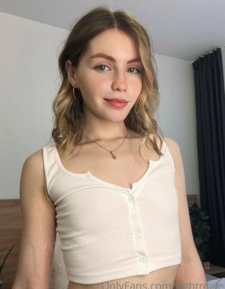 rightregie pornographic actress galleries