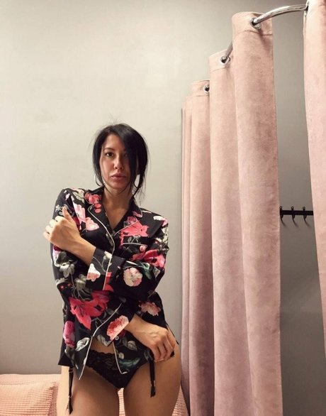 Nikki Danger nice model images