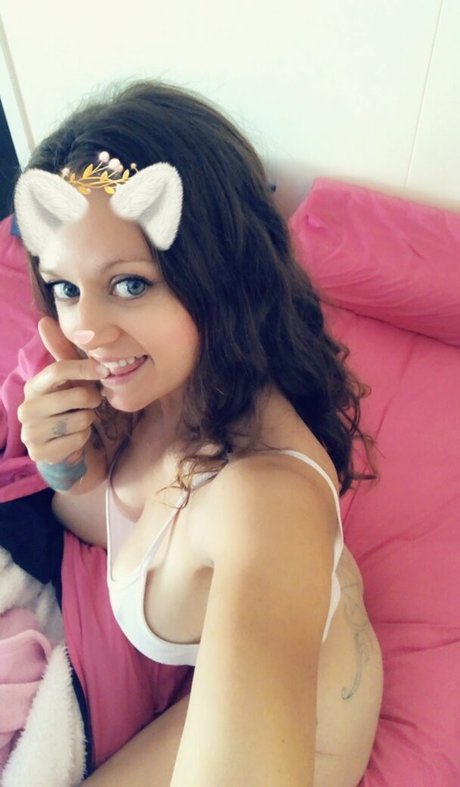 melodyradford model naked pic