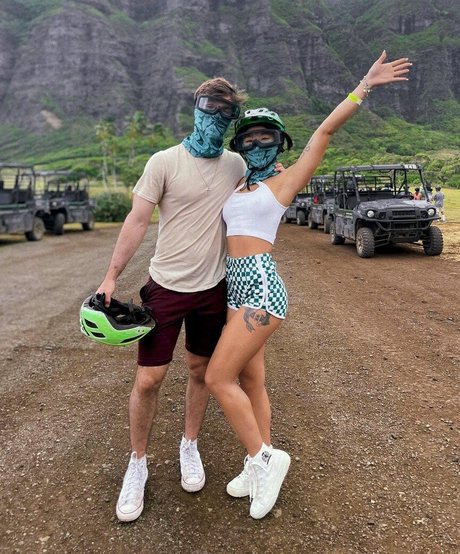 vivacious honey model perfect pictures