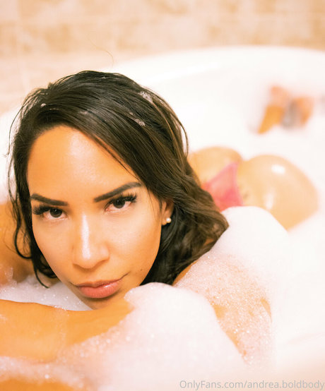 Andrea Boldbody sex model gallery