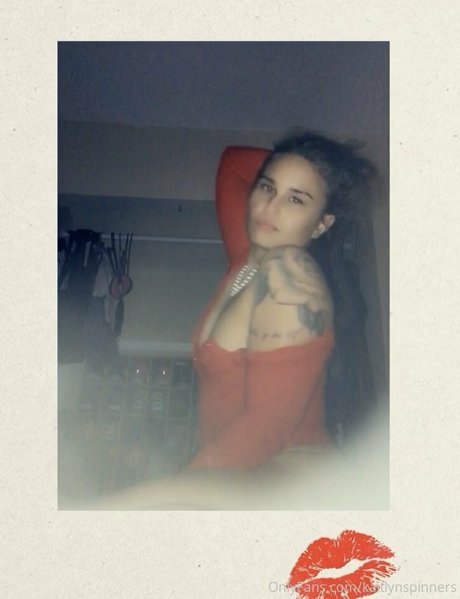 trophygirlfriendk naked pornstar gallery