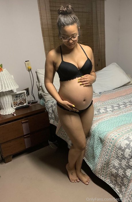 secretc12 erotic star images