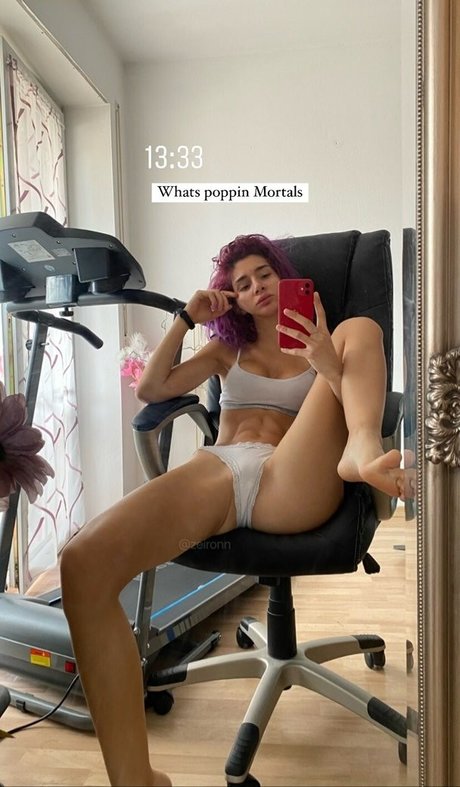 Zeironn pornographic star photos