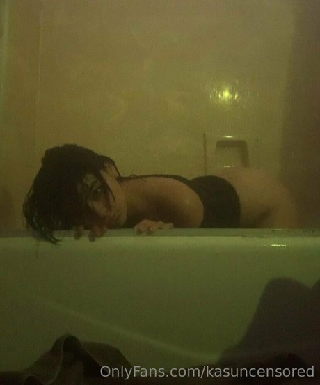 kasuncensored free actress photos