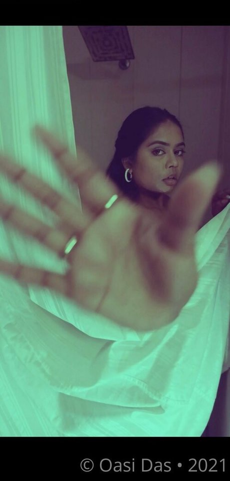 oasi das private nude pornstar pictures