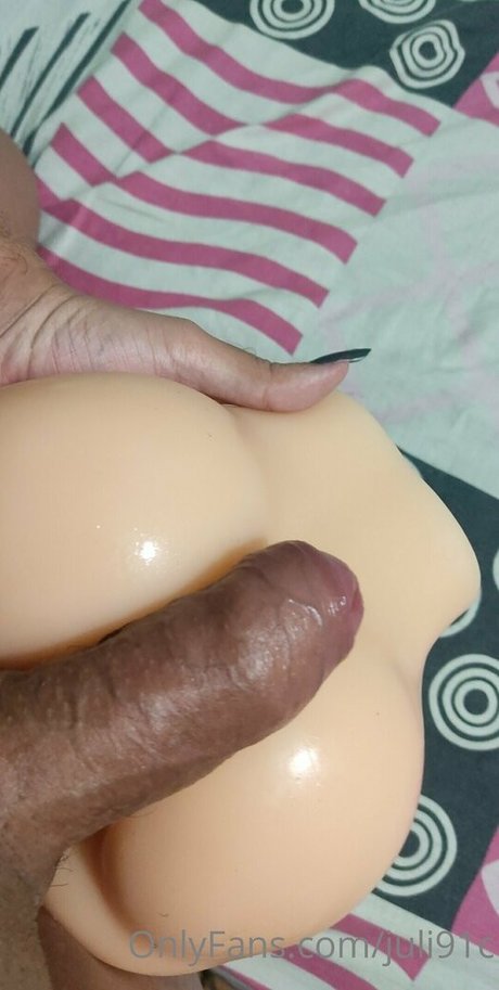 juli91c nice actress pics