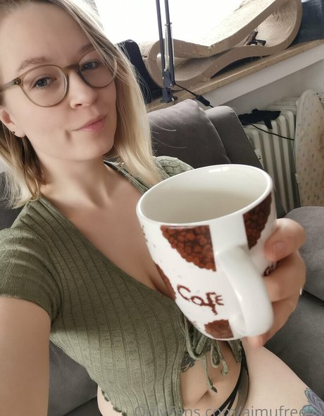 aimufreelia star xxx pics