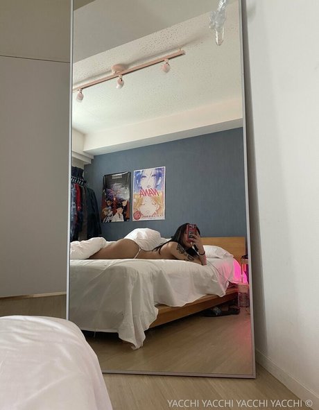 yacchi nudes actress images