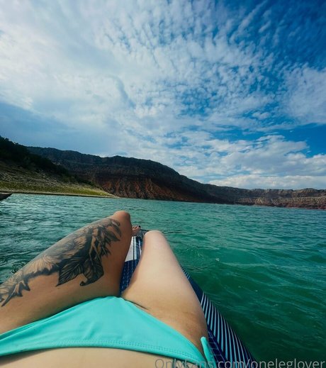 oneleglover pornstar exclusive pics