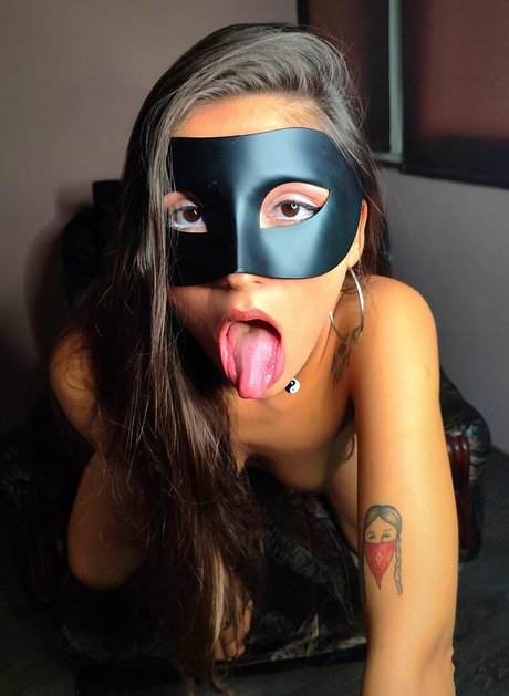 gagaacarpediem erotic actress picture