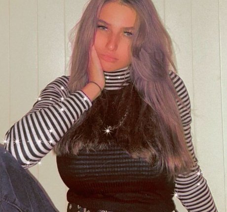 Emizzillo xxx star image