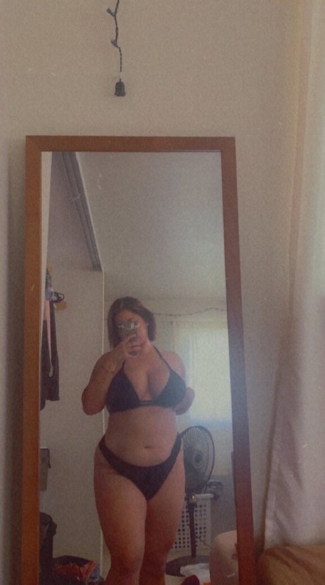 Baddiekazzzy star porn photo