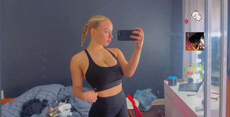 Charlotte Page nude star pictures