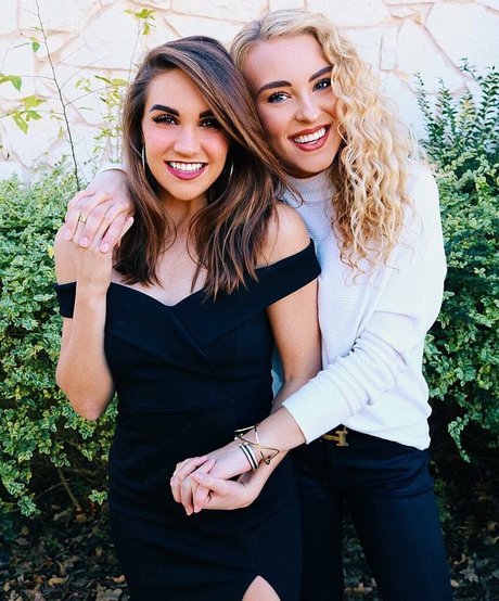 Caroline Wall exclusive actress pic