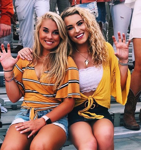 Caroline Wall sexy star images