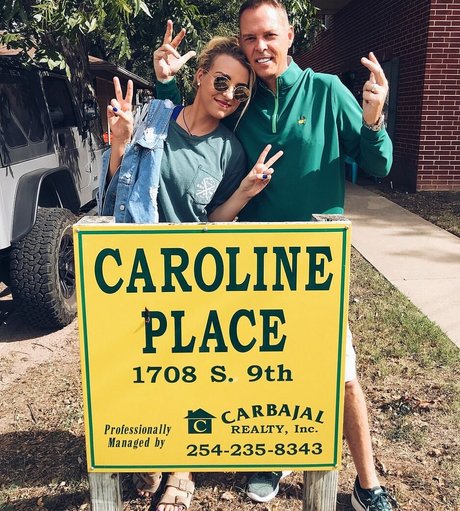 Caroline Wall pornstar erotic photos