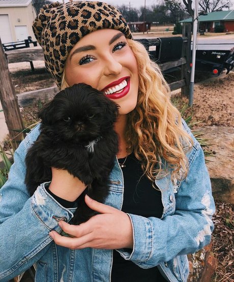 Caroline Wall hd pornstar gallery