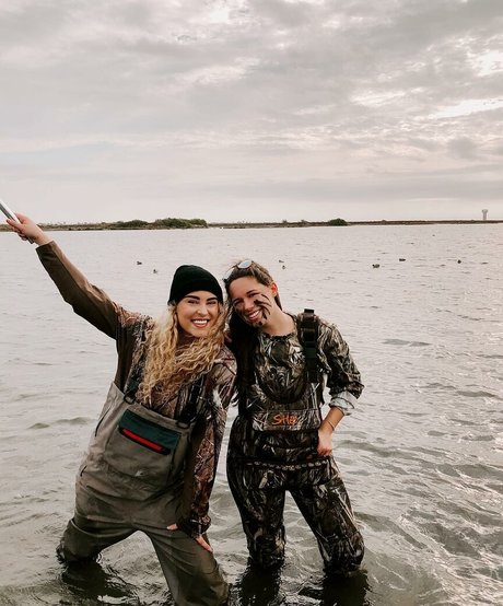 Caroline Wall hot pornstar gallery