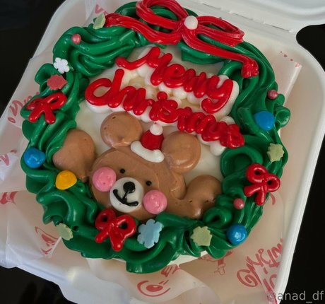 anad df model art gallery