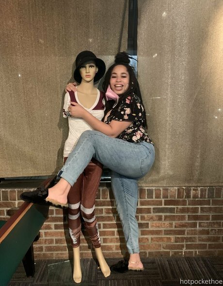 hotpocketprincess pornstar erotic archive