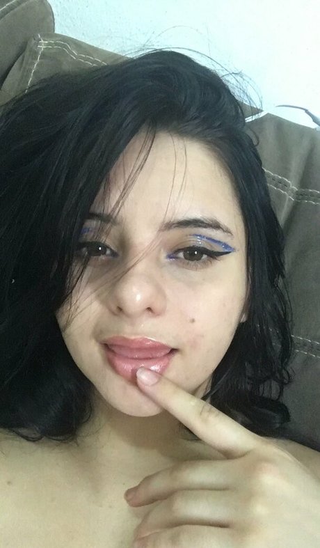 Vitoria Lopes naked actress archive