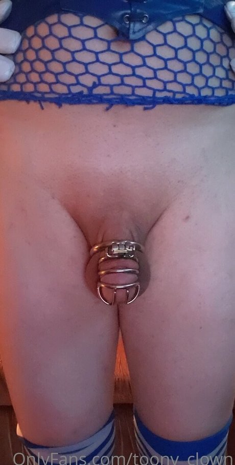 toony clown top actress archive