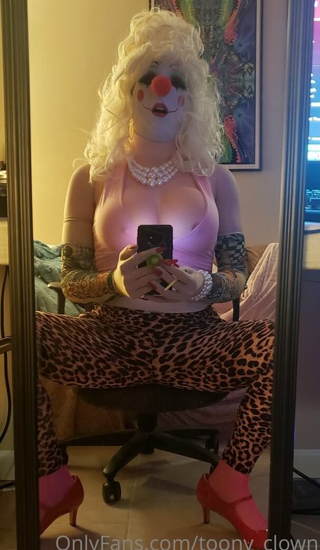 toony clown nude actress gallery