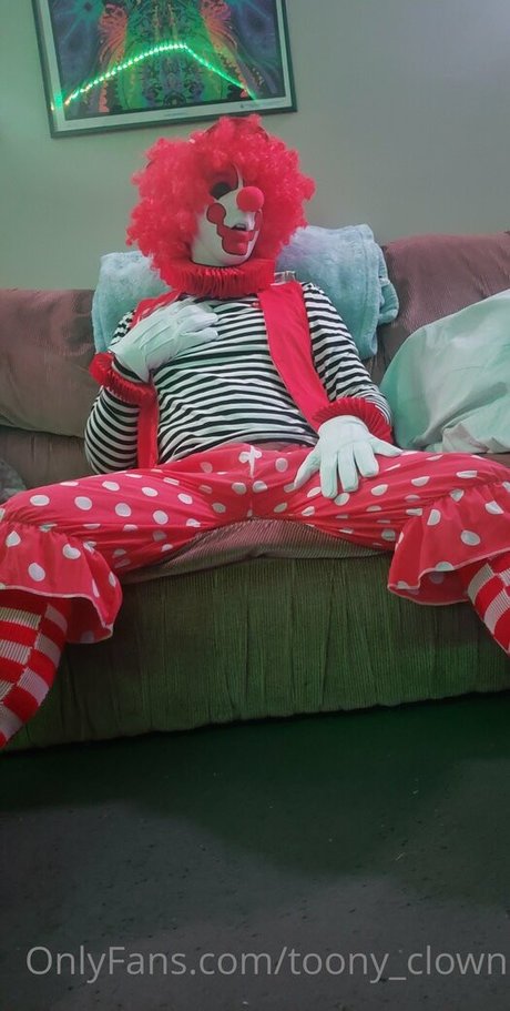 toony clown model best pics