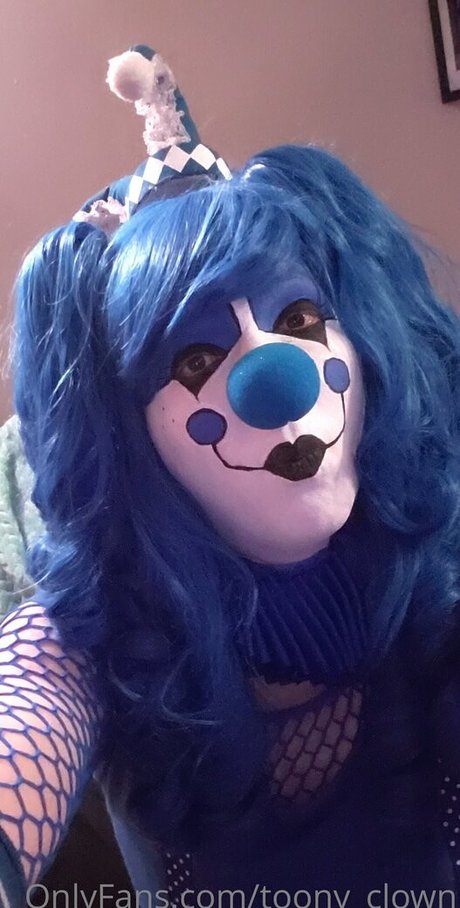 toony clown perfect model photo