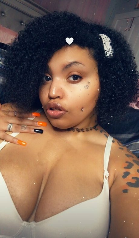 xmercyelagofree hot star photos