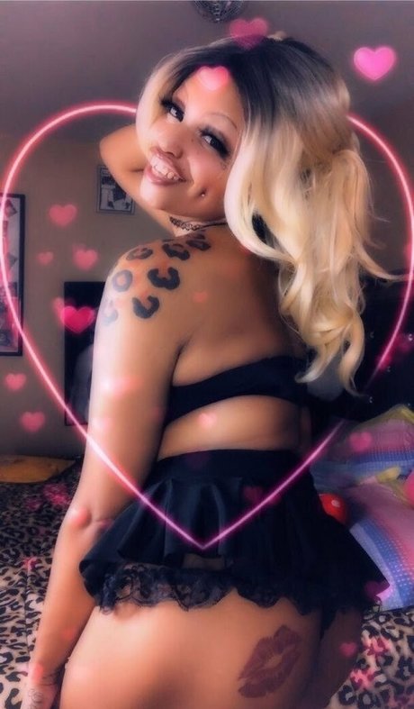 xmercyelagofree model adult photo