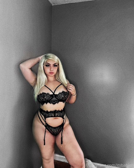 itsbabieh top actress photos