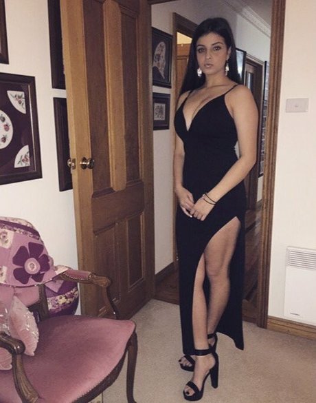 Chloe C model adult archive