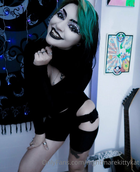 Nightmarekittykat perfect actress pic