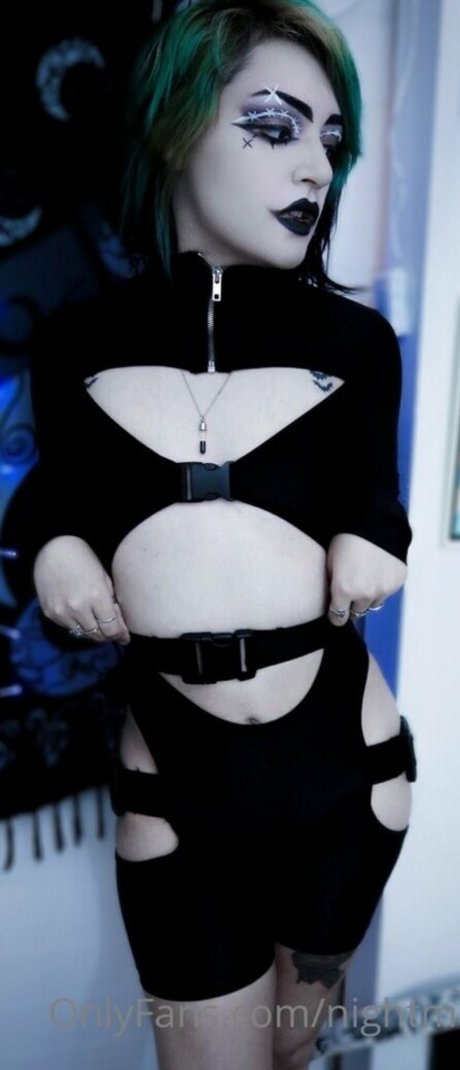 Nightmarekittykat nude model photos