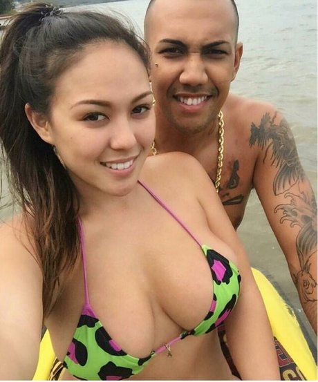 Meleana Fernandez hd model pic