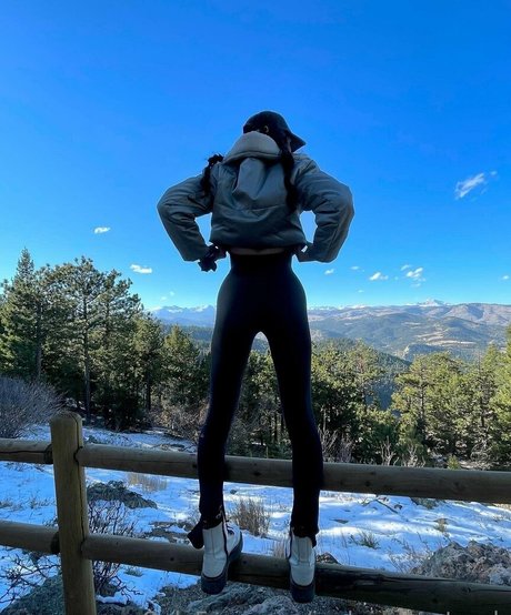 junk in the trunk model pornographic archive