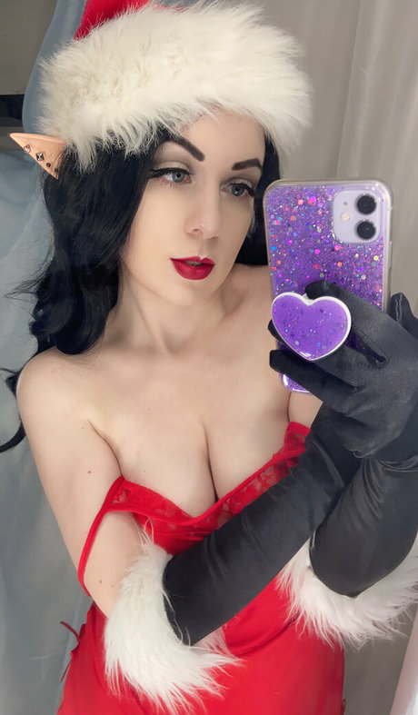 Kittythedork nude model img