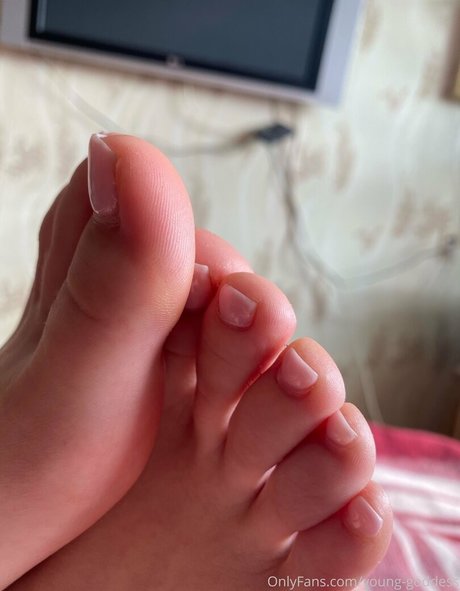 young goddess model hot pic