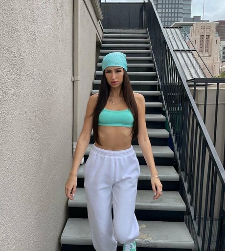 bsmithh hot pornstar image