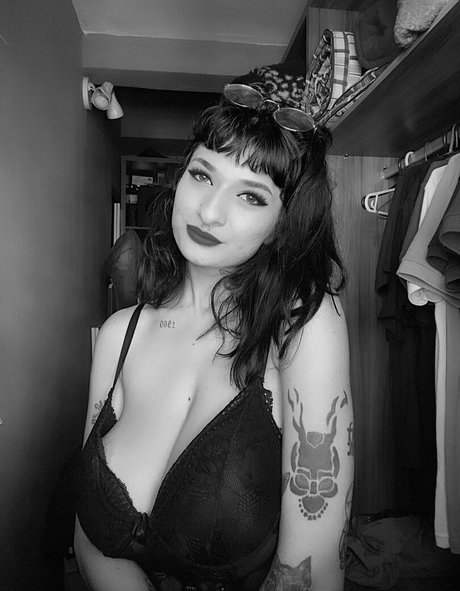 Wila Ribeiro top model pic