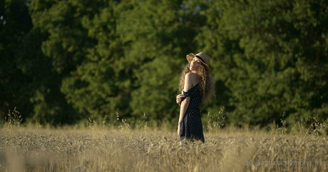 lizanne free high quality model pictures