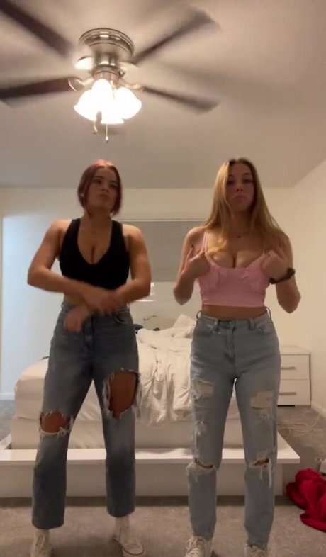 Makenna Adams exclusive model photo